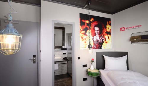 Small Single Room