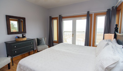Deluxe Room, Balcony, Bay View