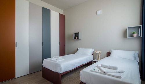 Family Room, Multiple Beds, Non Smoking