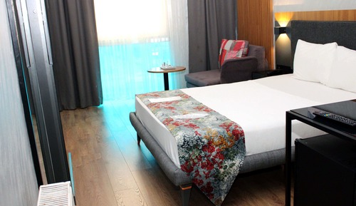 Deluxe Single Room