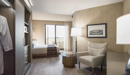 Deluxe Room, 1 King Bed