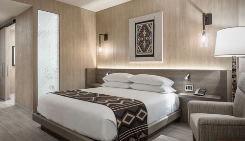Classic Room, 1 King Bed, Accessible