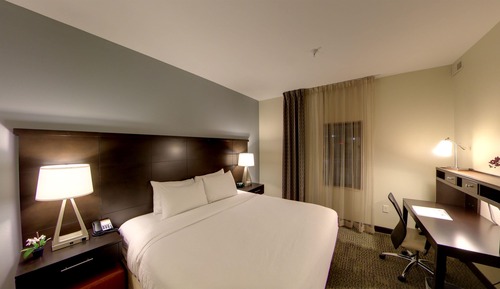 Studio Suite, 1 Queen Bed, Kitchen (Mobility, Bathtub)