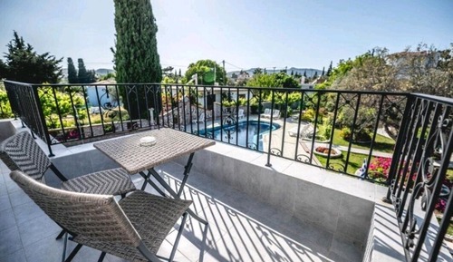 Mini Suite Garden View