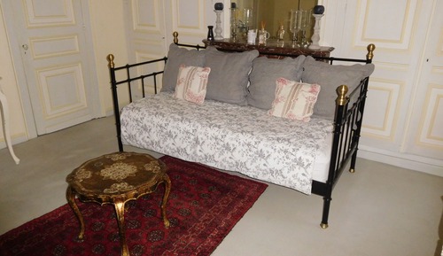 Comfort Triple Room, Private Bathroom, Garden Area (Leonard de Vinci)
