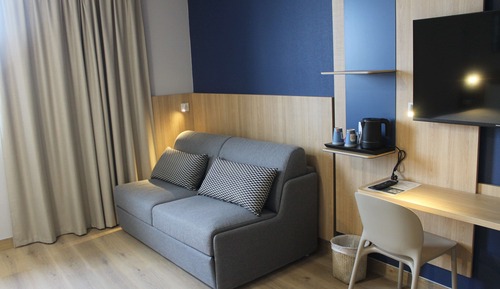 Family Room, Multiple Beds