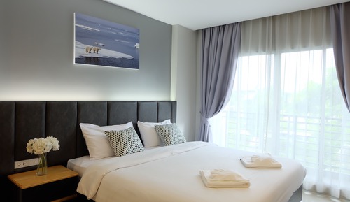 Superior Room, 1 King Bed
