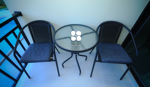Deluxe Room, Pool Access