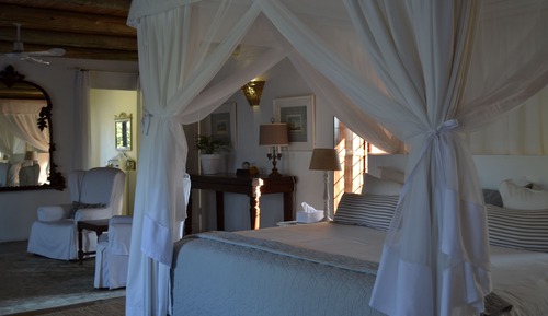 Balcony Room Bed and Breakfast en-suite
