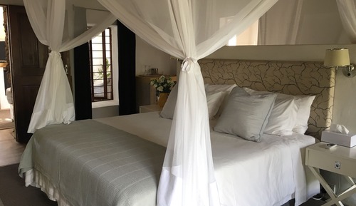 Couple Bed and Breakfast en-suite