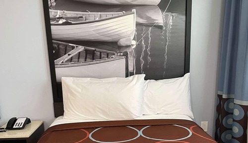 Room, 1 King Bed, Smoking