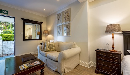 Luxury Twin Suite 