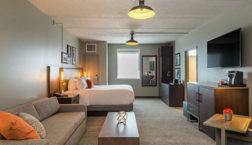 Studio, 1 King Bed