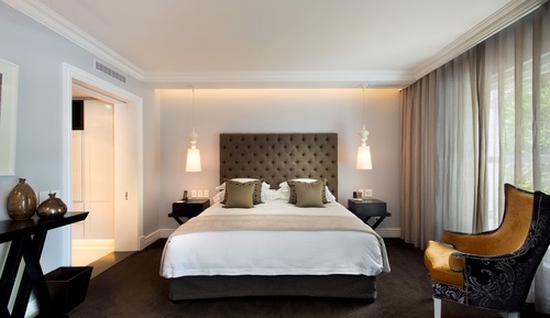 Classic Suite (Homewood King Bed Double)