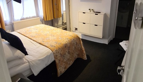 Double Room, Ensuite