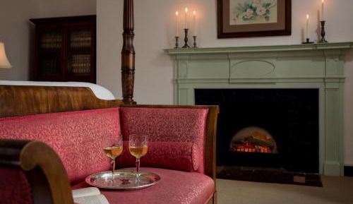 Deluxe King Suite