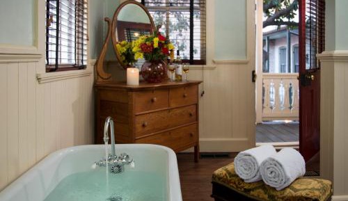 Queen Suite with Balcony