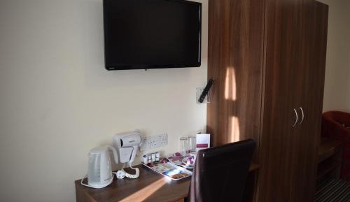 Twin Room with Shower