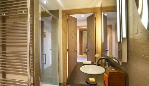 Mont Blanc Suite