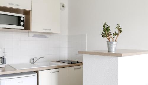 One Bedroom Apartment