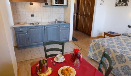 Studio (2 Adults)