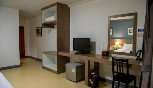 Standard Twin Room with Balcony