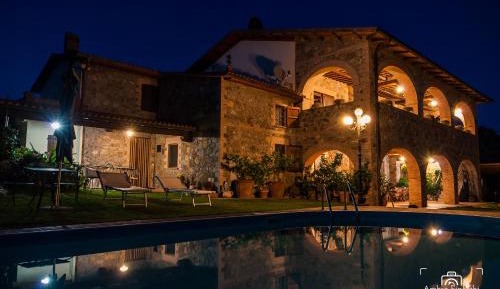 Apartment with Pool View 