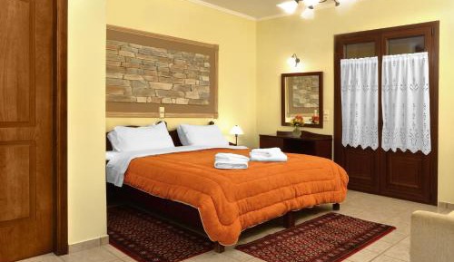 Double Room with Mountain View