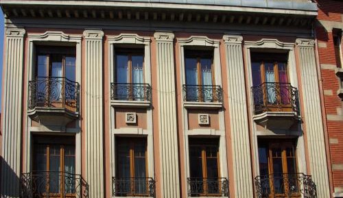 Apartment with Balcony