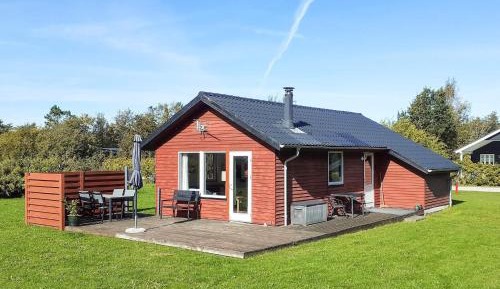 Two-Bedroom Holiday Home