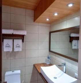 Deluxe Queen Room with Two Queen Beds