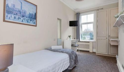 Single Room with Private Bathroom