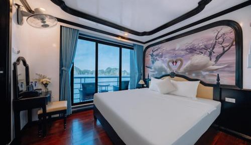 Deluxe Double Room with Balcony and Sea View