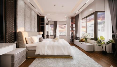 Two-Bedroom Apartment with City View