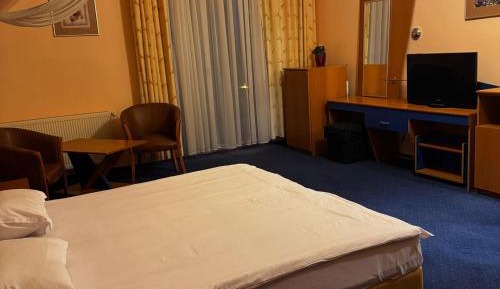 Twin Room with Terrace