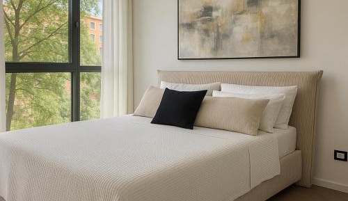 One-Bedroom Apartment with Balcony