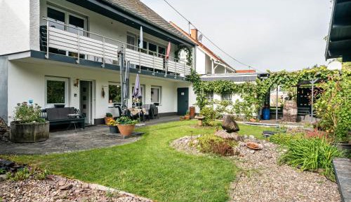 Superior One-Bedroom Apartment with Balcony
