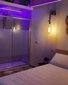 Large Double or Twin Room