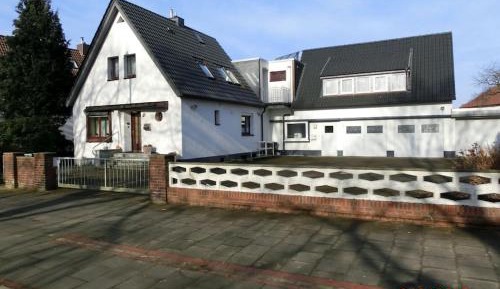 One-Bedroom Holiday Home