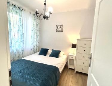 One-Bedroom Standard Apartment