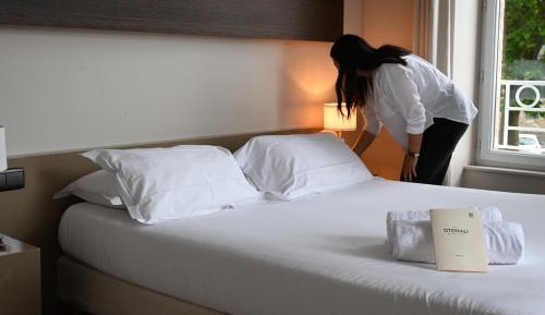 Double Room Overlooking the Place