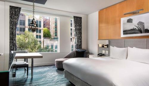 Luxury King Room