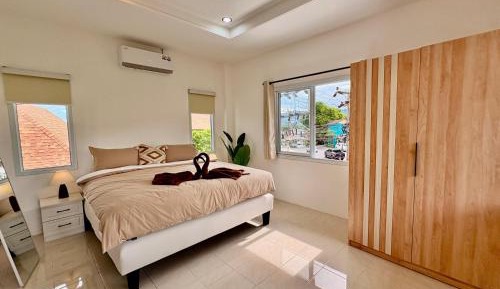 Apartment with Balcony