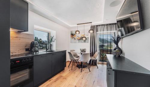 Two-Bedroom Apartment with Mountain View