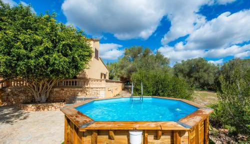 Villa with Garden View