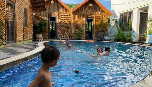 Bunk Bed in Mixed Dormitory Room