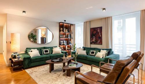 Apartment with Shower