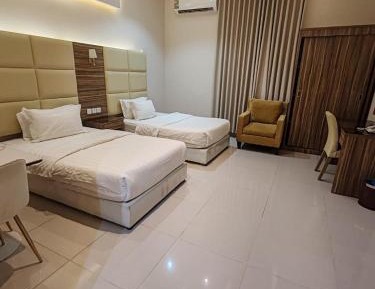Deluxe Double or Twin Room