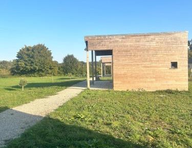 Queen Room with Garden View
