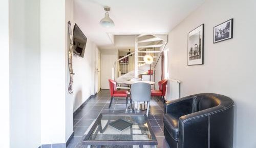  Two-Bedroom Apartment (4 Adults)